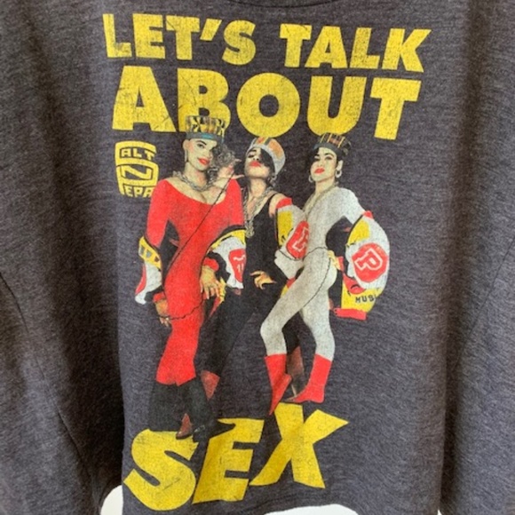 GRAPHIC TEE-S/M - Picture 2 of 2